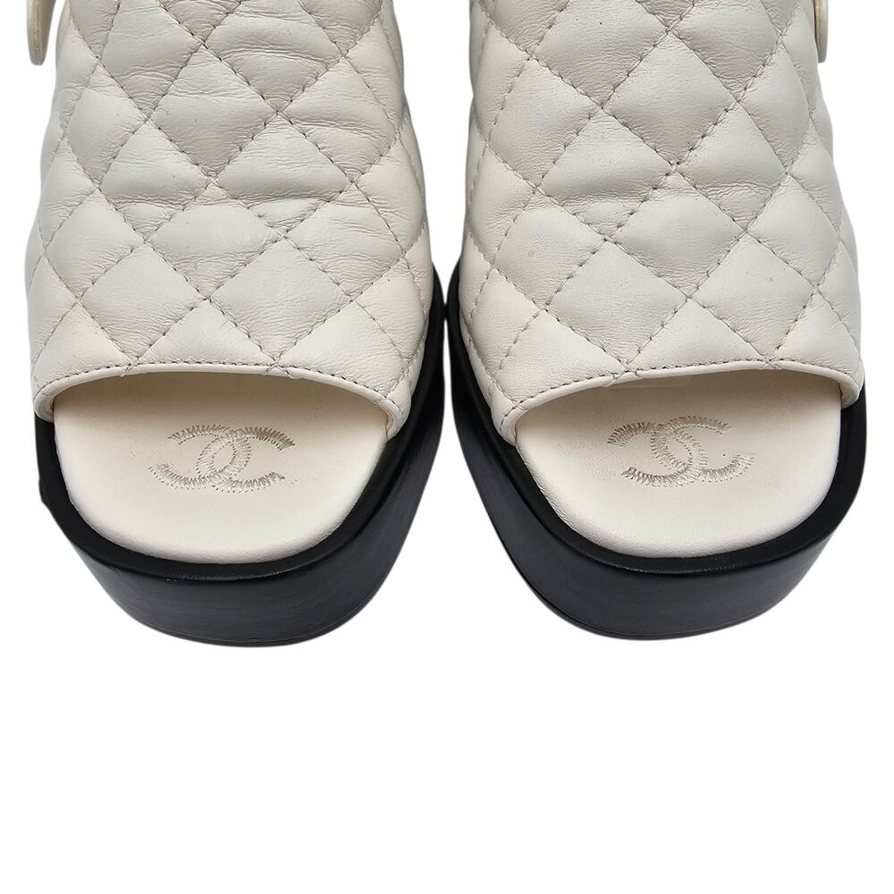 Chanel CC White Quilted Leather Heel Platform Slingback Sandal Size 38.5 7.5 8 - Picture 4 of 15